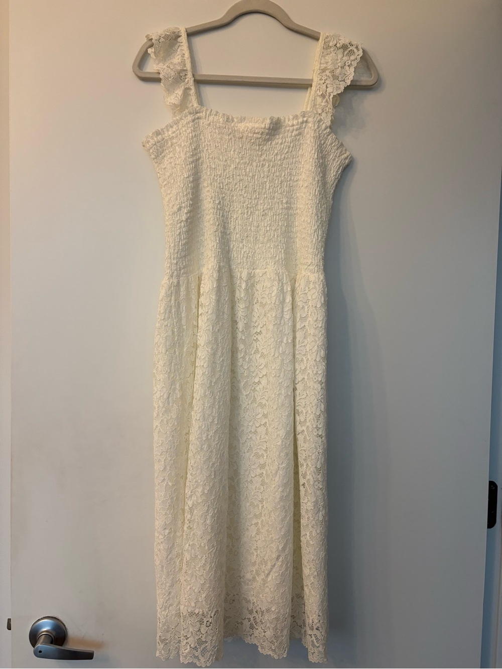 NEW Maeve $148 by Anthropologie Anastasi Smocked Lace Midi Dress sz Med - Picture 5 of 8